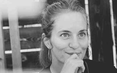 Portrait Camille Potte en noir et blanc