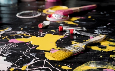 peinture et pinceaux