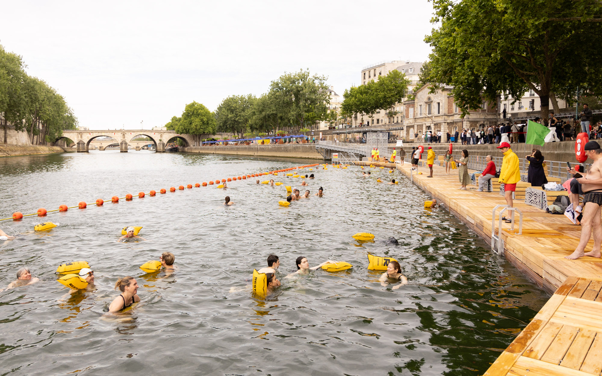 Ouverture de la baignade au Bras Marie, le 5 juillet 2025, vue sur la Seine et les installations.