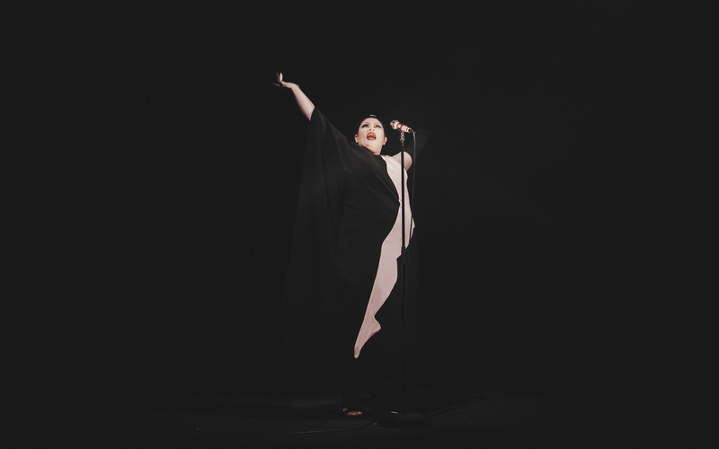 Showgirl - Jonathan Drillet & Marlène Saldana