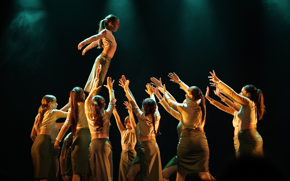 Cours de danse modern'jazz paris 20eme gambetta 