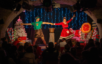Le père Noel est enrhumé spectacle enfant a la folie theatre