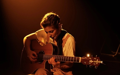 De la petite couture, un spectacle de Laurie Gérard & Lilian Lloyd, les 6 et 7 novembre 2025 à 20h au CPA Beaujon (Paris 8e)