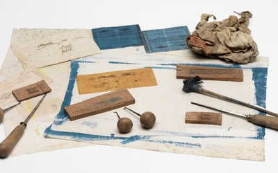 Panoplie de vieux faussaire 