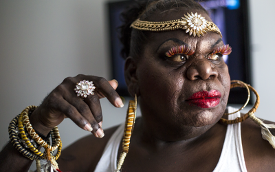 Crystal Love- Black Divaz réalisateur Adrian Russell Wills