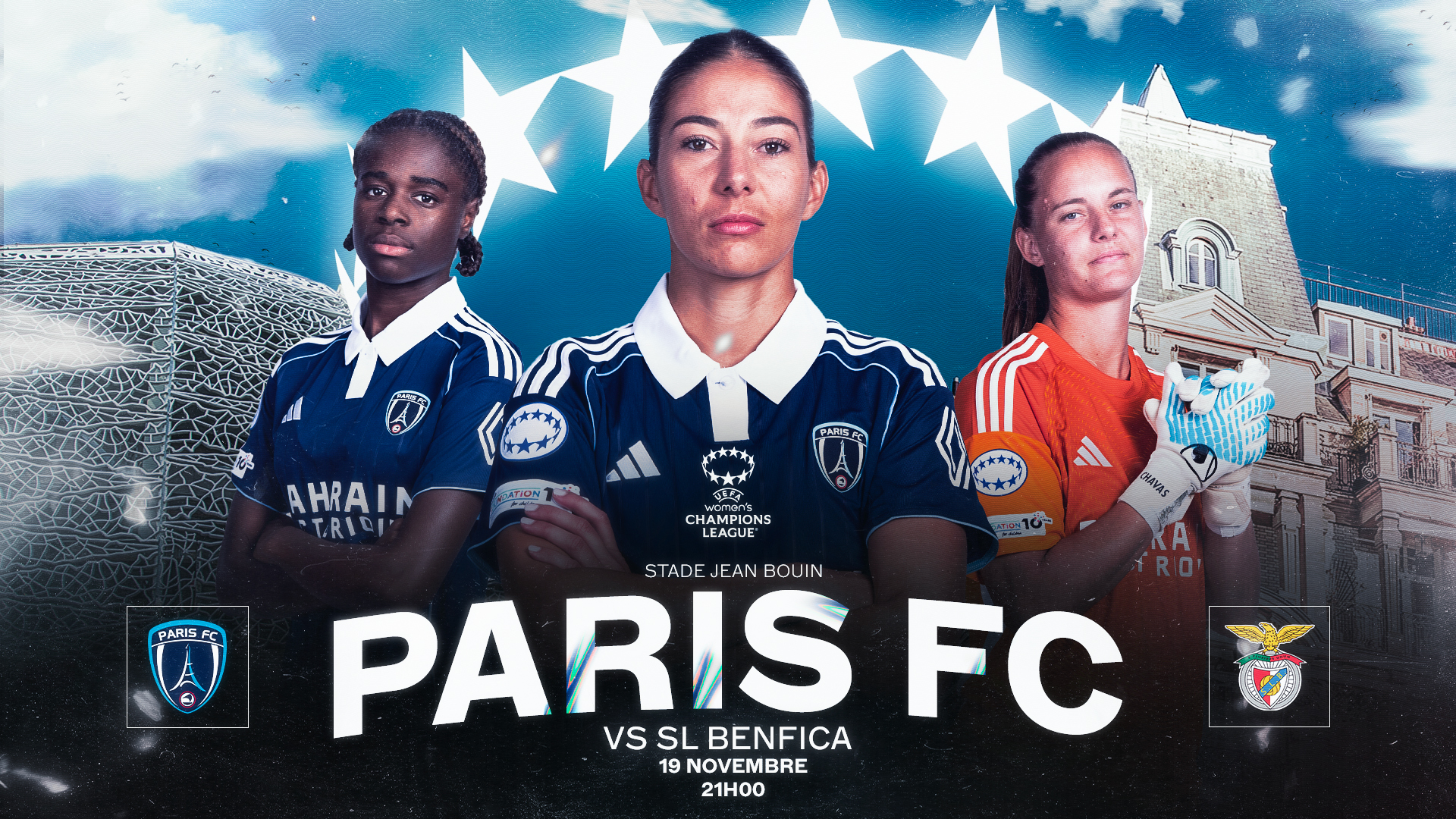 展示巴黎FC女足球员的横幅。