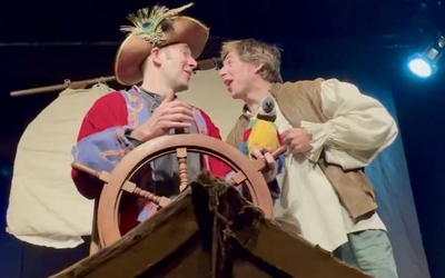 L'île-au-tresor-a-la-folie-theatre