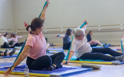Photo d'une Activité sportive pour les seniors au gymnase Charles Mildé (17e)