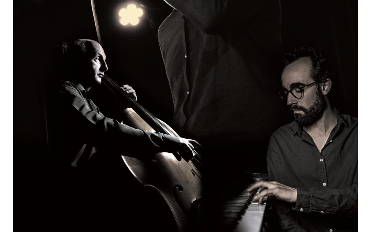 Jeff Vinolo Trio / Par ici… Ici c'est Paris