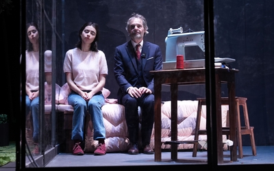 L'Ecole des Femmes, de Molière, mise en scène Frédérique Lazarini au Théâtre Artistic Athévains