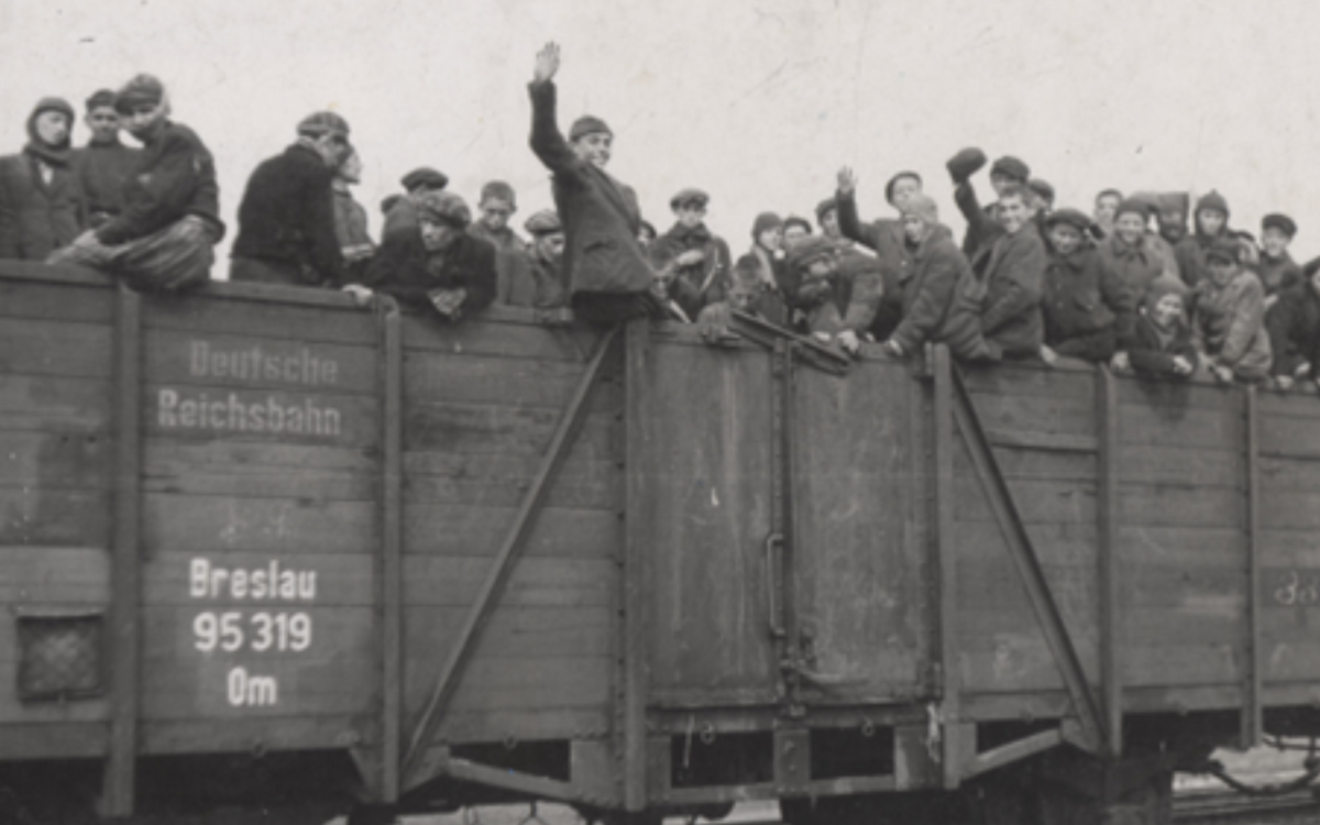 La fin de la Shoah. Survivre, témoigner, juger