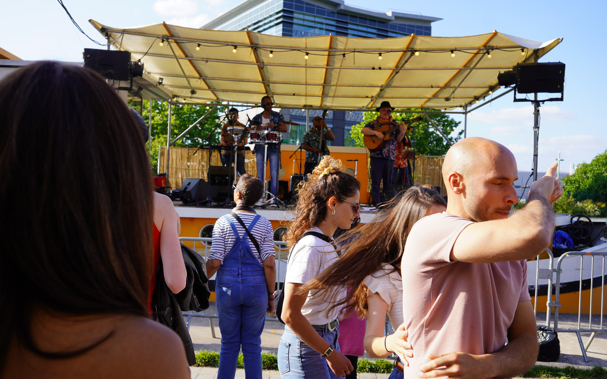 Le Beau Dimanche : Cuarteto Cubano (live music)