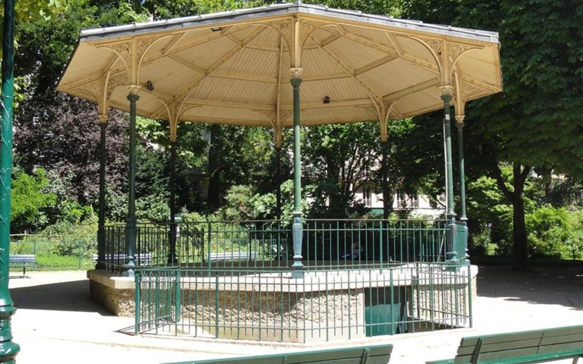 Kiosques en fete Square Maurice Gardette