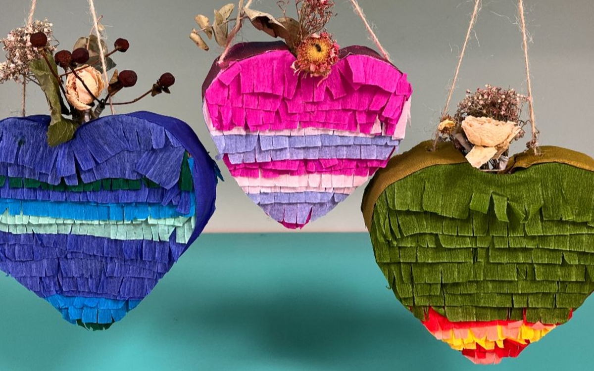Atelier Fête des Mères : fabrique et décore ton cœur piñata