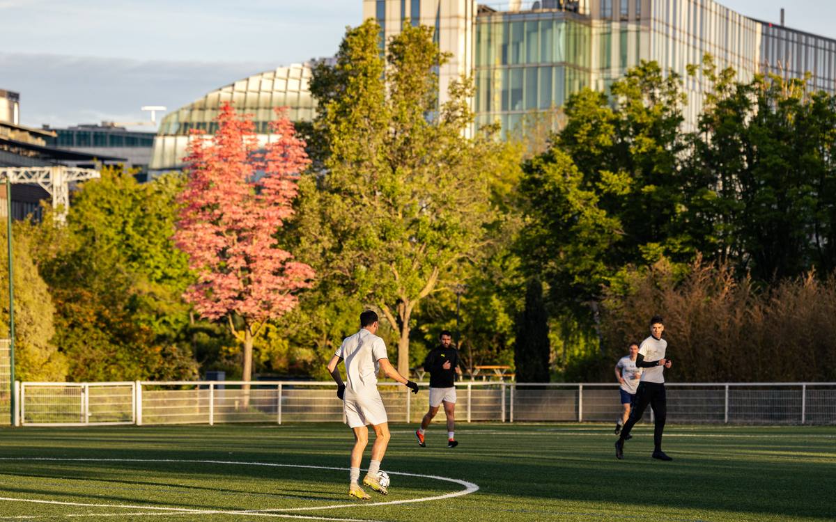 Que faire à Paris cet été quand on aime le foot ?