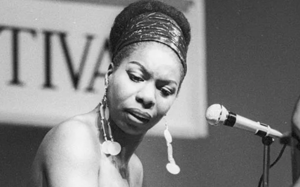 NINA SIMONE, ARTISTE ET FEMME ENGAGÉE