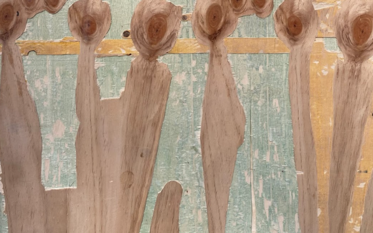 A Love Envelop in Plywood, bois contreplaqué