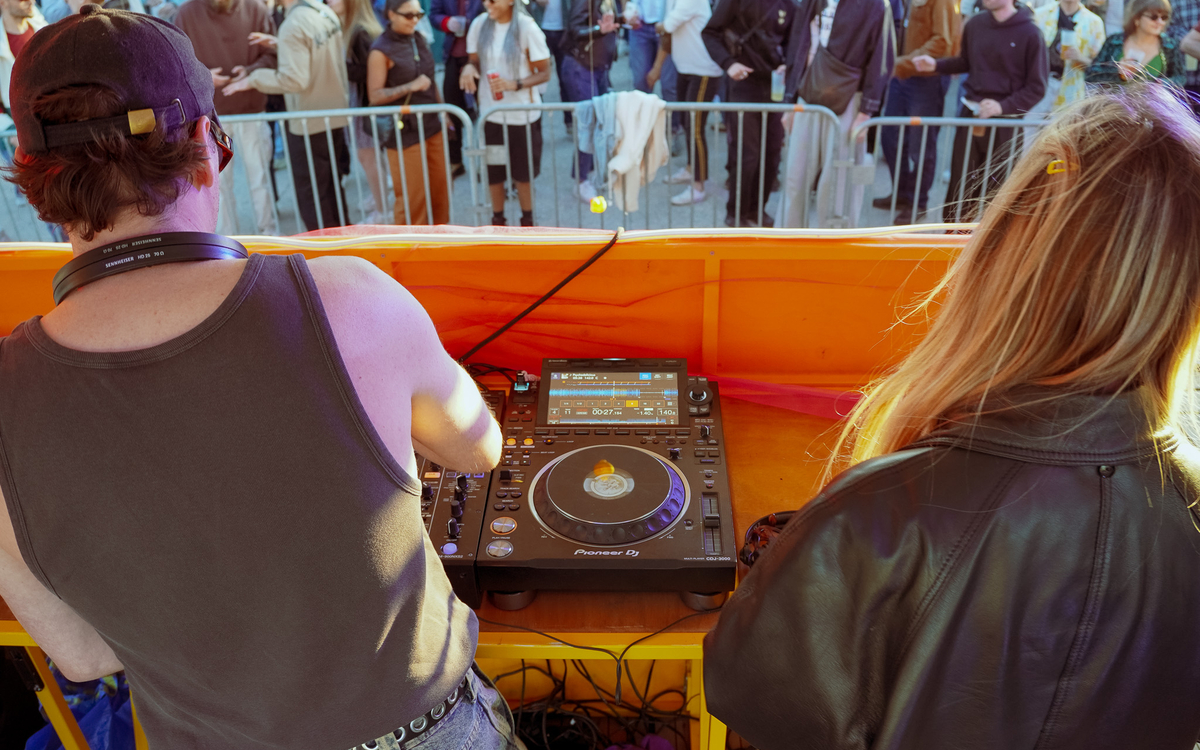 Club Nowadays @Le Barboteur 19e w/ Brew, R1D1, Soumaé & More