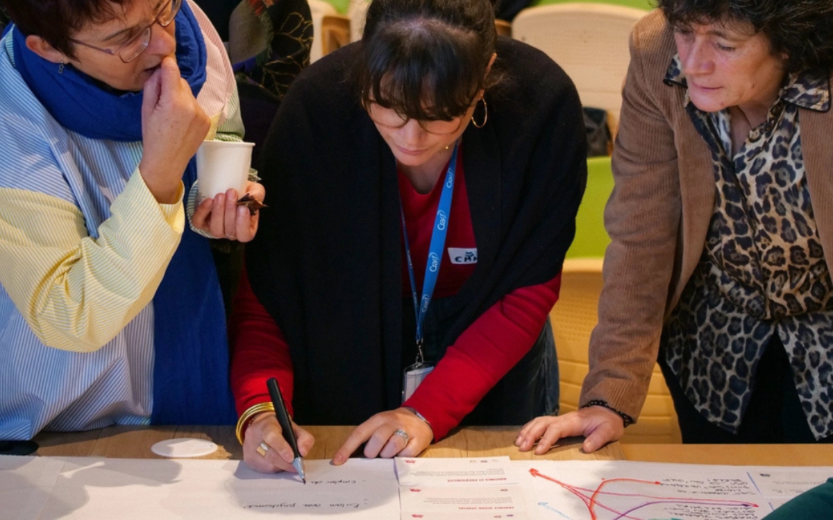 Fresque de l'autisme avec le Centre de Ressources Autisme Île-de-France