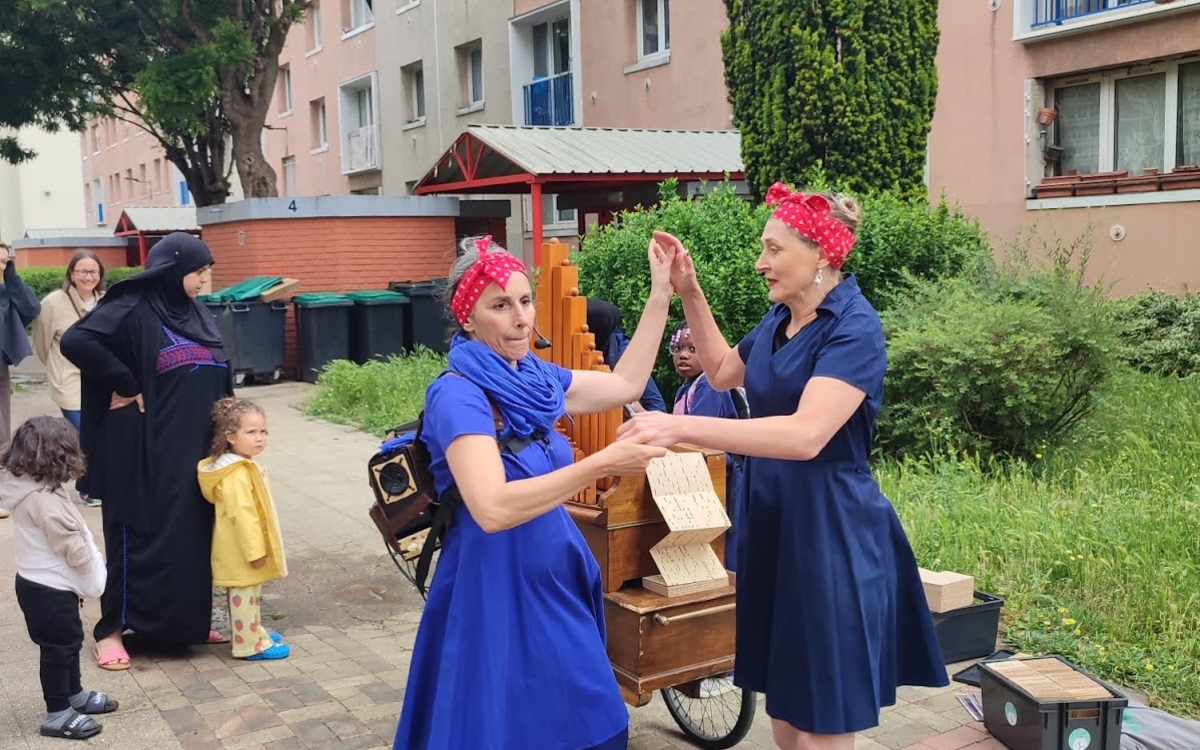Atelier Orgue de barbarie et chansons au centre Sportif Jules Noel