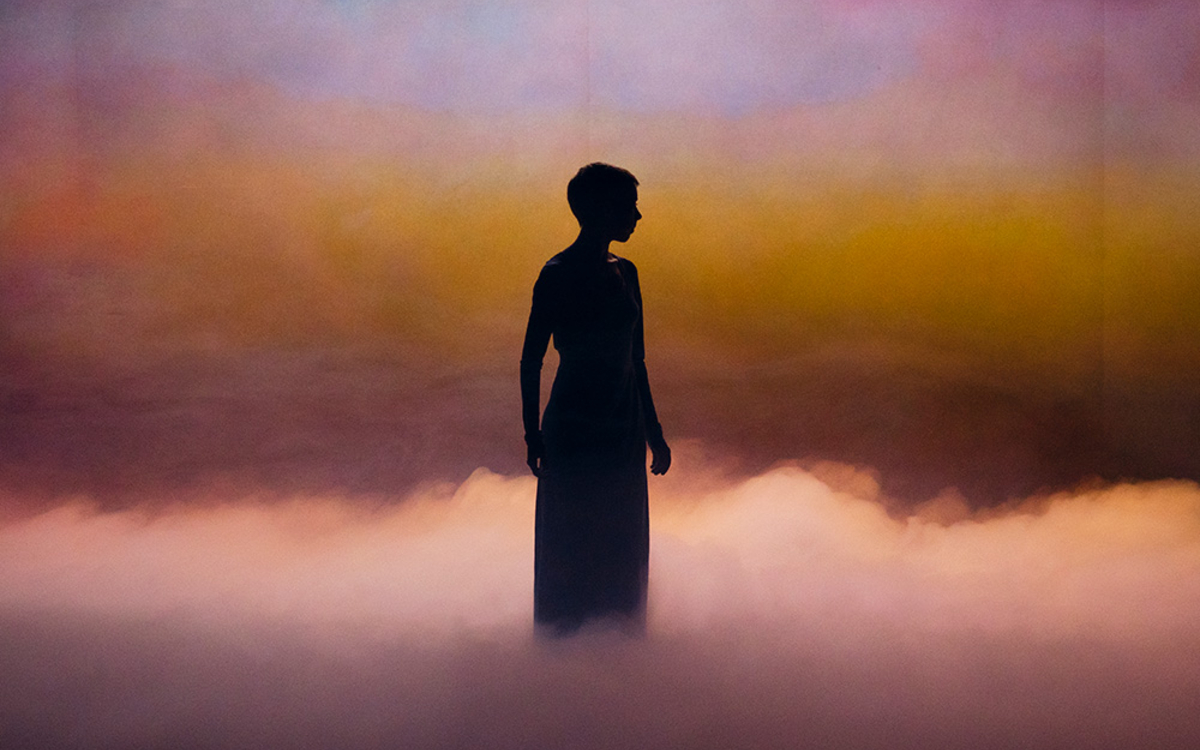 On m'a trouvée grandie, une expérience magique à couper le souffle au Théâtre Silvia Monfort