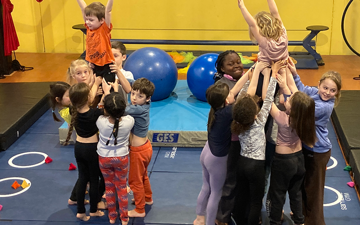 Stage cirque 6-10 ans pendant les vacances d'été