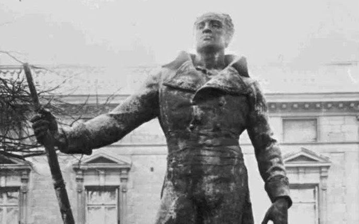 Le Général Dumas retrouve sa place : soirée de