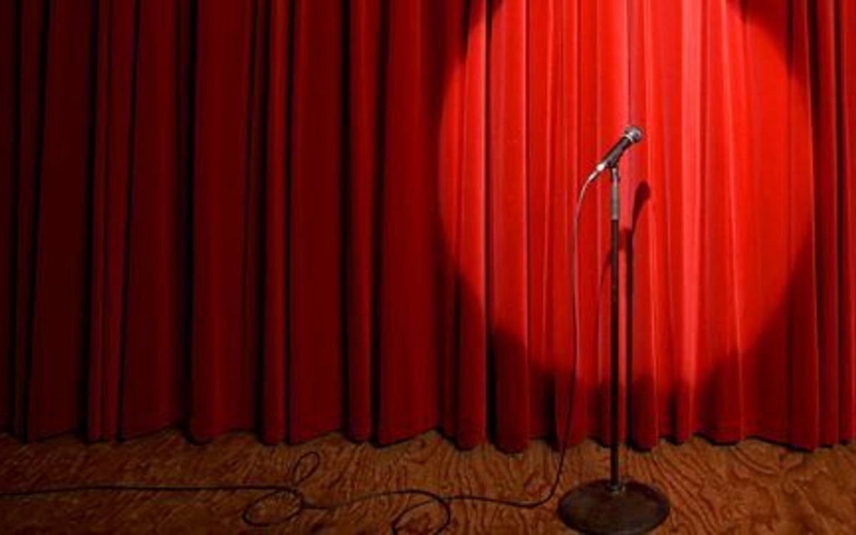 Au Moulin Comedy Club