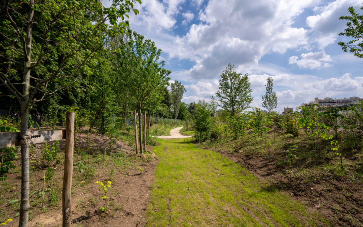 Balade urbaine de la Ferme de Charonne au Bois de Charonne