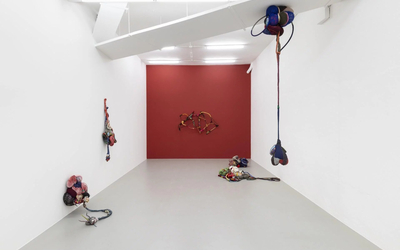 Photographie d'une installation textile