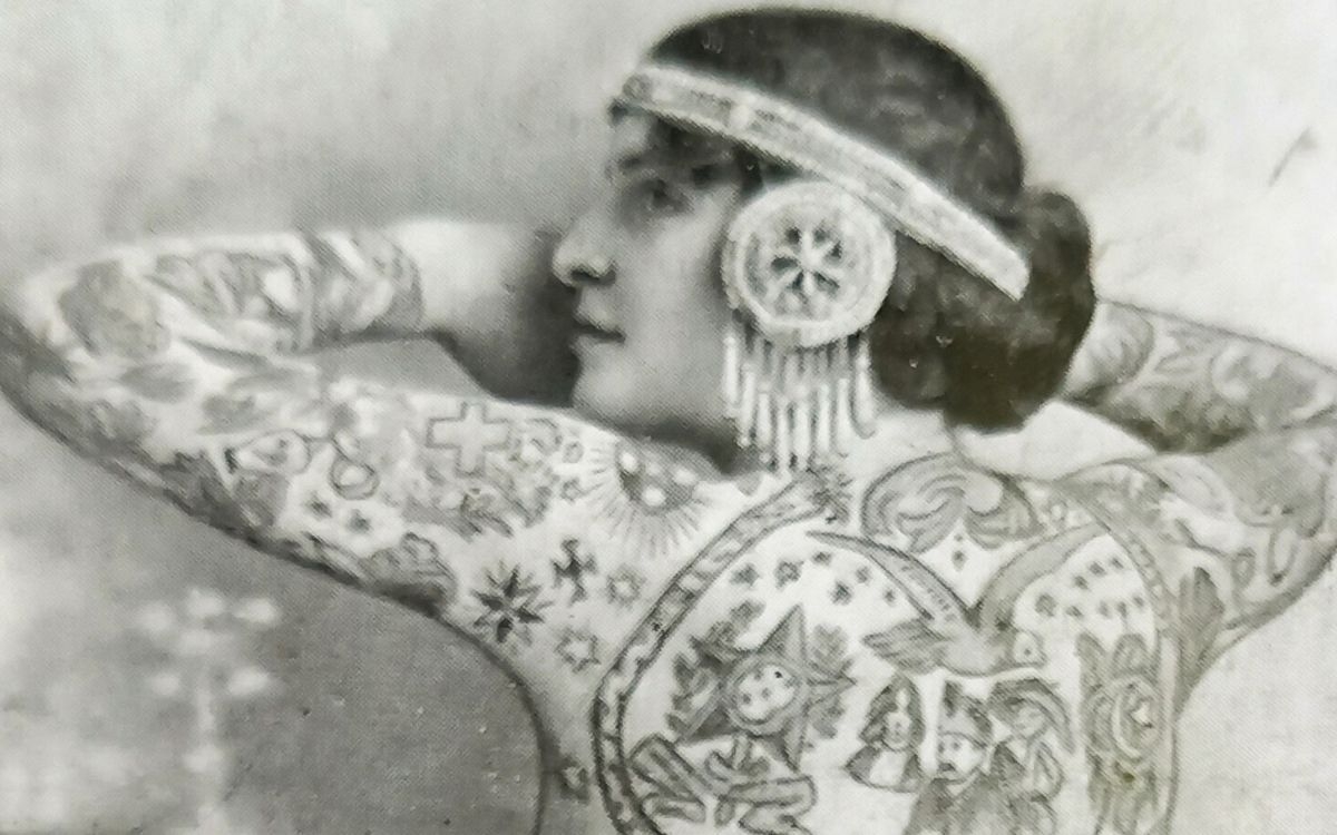 A l'encre bleue. Retrouver l'histoire des femmes tatouées dans les archives des prisons françaises (1881-1950)